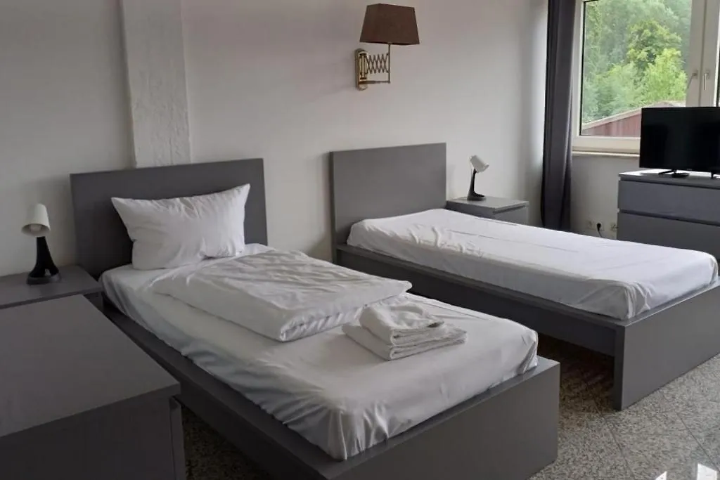 Mehrbett-Apartment 2 Citynah, Einfache Ausstattung هامبورغ 0*,  ألمانيا